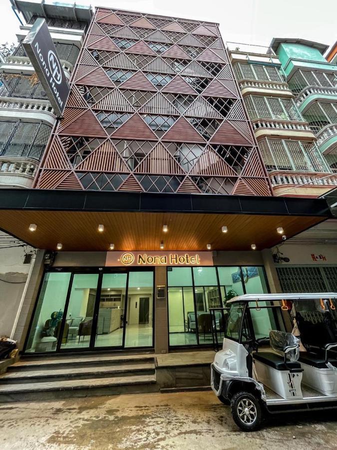 Nona Hotel, Bangkok Makkasan Exteriör bild
