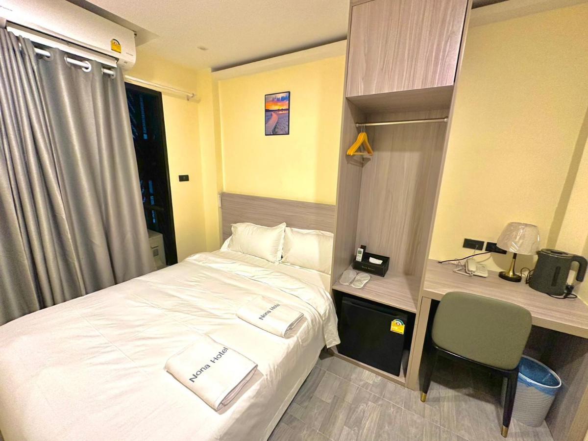 Nona Hotel, Bangkok Makkasan Exteriör bild