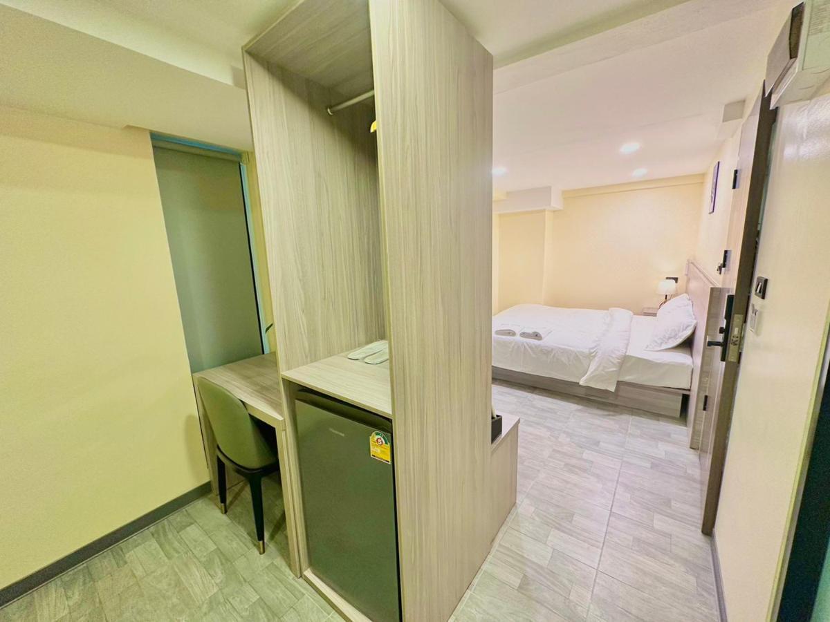 Nona Hotel, Bangkok Makkasan Exteriör bild