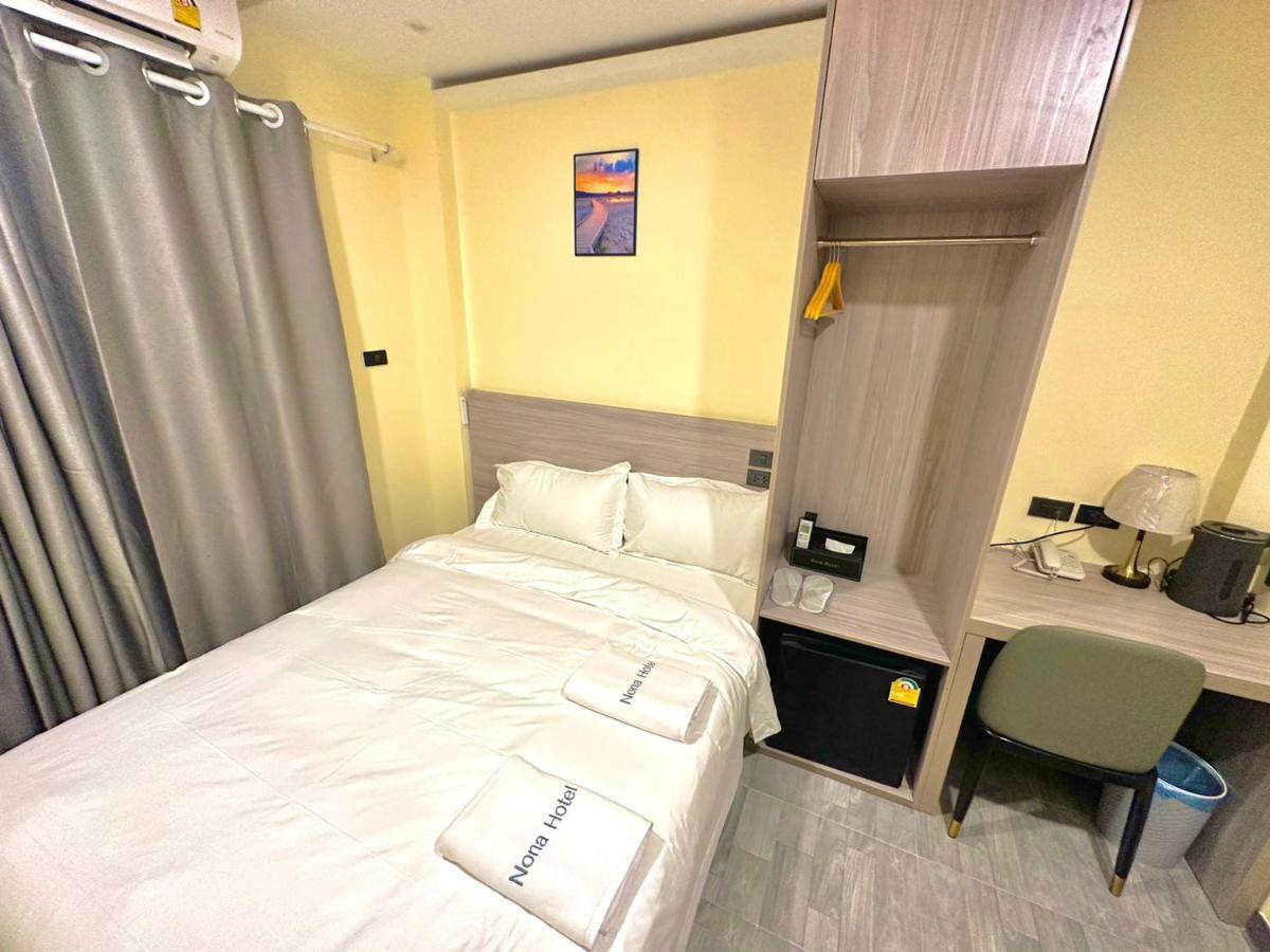 Nona Hotel, Bangkok Makkasan Exteriör bild